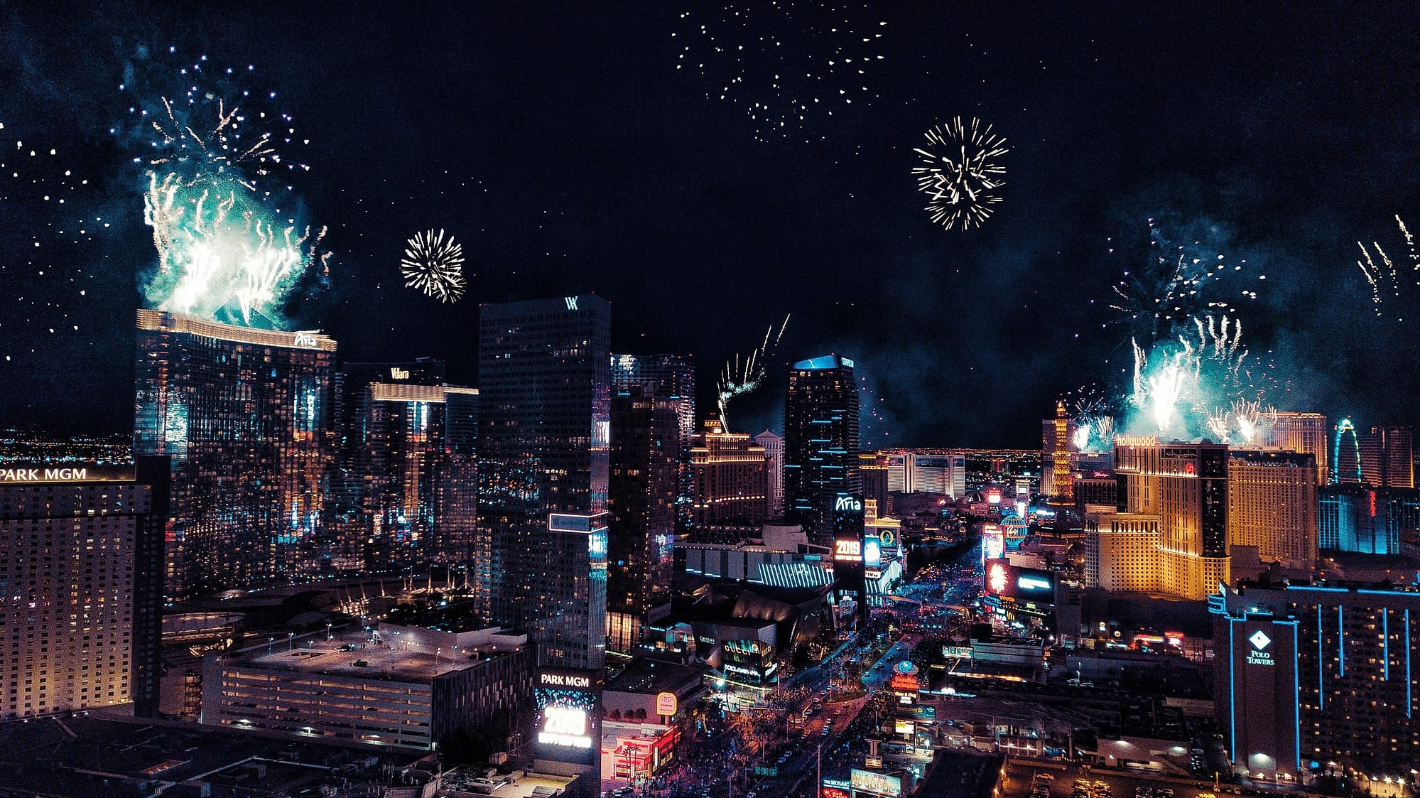 You are currently viewing Las Vegas Fireworks and Shindigs To Go To For July 4th Weekend!