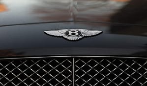 Read more about the article Bentley Displays Custom Flying Spur Hybrid As Collab