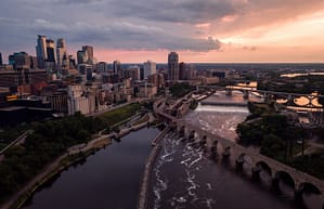 Read more about the article A Guide to Minneapolis Driving and Transportation