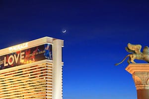 Read more about the article Hard Rock Hotel Buys the Mirage for $1.075 Billion Makeover Project